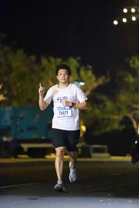 BIB: 42195, 78411
                            <button type="button" onclick="openModal(16527573)" class="btn btn-primary btn-sm float-right btn-popup" data-toggle="modal" data-target=".modal-high-quality">
                        <i class="fas fa-shopping-cart"></i> Add to Cart
                    </button>
                                            <button type="button" onclick="isThisMe(16527573, true)" class="btn btn-success btn-sm float-right btn-popup btn-isme hidden" data-toggle="tooltip" data-placement="bottom" title="นี่คือรูปของคุณใช่ไหม คลิกที่นี่เพื่อเอาเข้าอัลบั้ม">
                        <i class="fas fa-plus"></i> Add to album
                    </button>
                    <button type="button" onclick="isThisMe(16527573, false)" class="btn btn-warning btn-sm float-right btn-popup btn-isnotme hidden">
                        <i class="fas fa-ban"></i> Remove from album
                    </button>